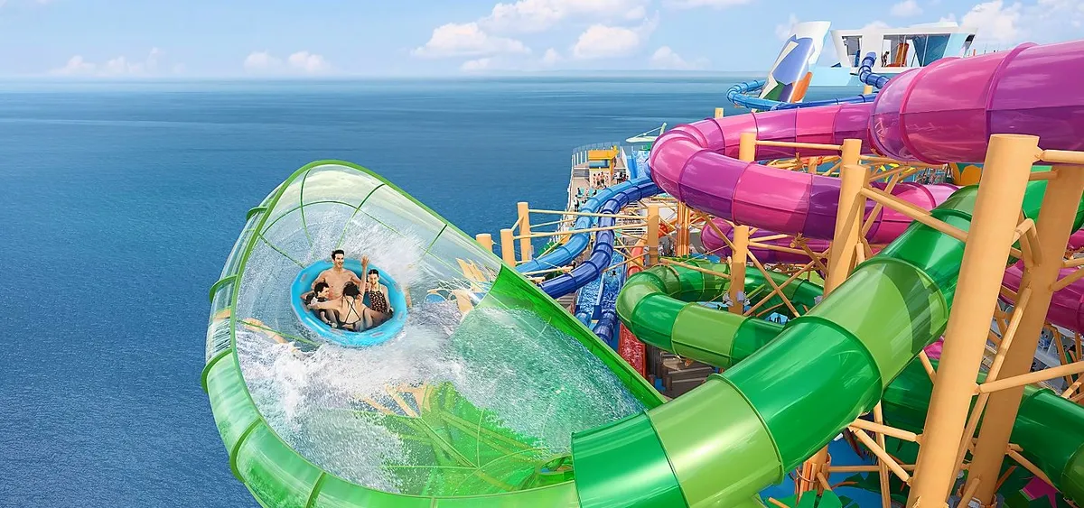 1- CATEGORY 6 <br> EL PARQUE ACUÁTICO MÁS GRANDE EN EL MAR