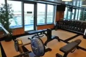 Centro de fitness / Estudio de aeróbic