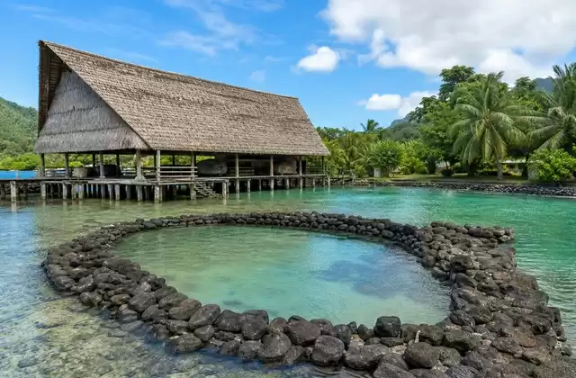 En Huahine