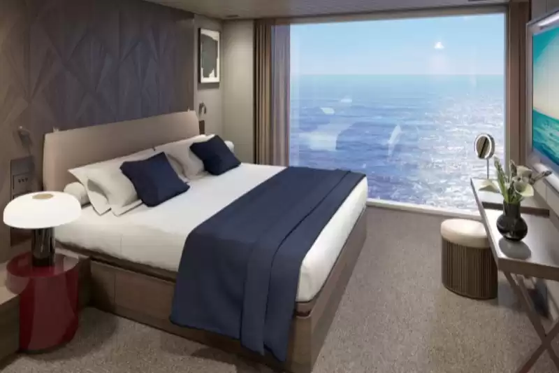 Club Balcony Suite orientada a proa con balcón grande
